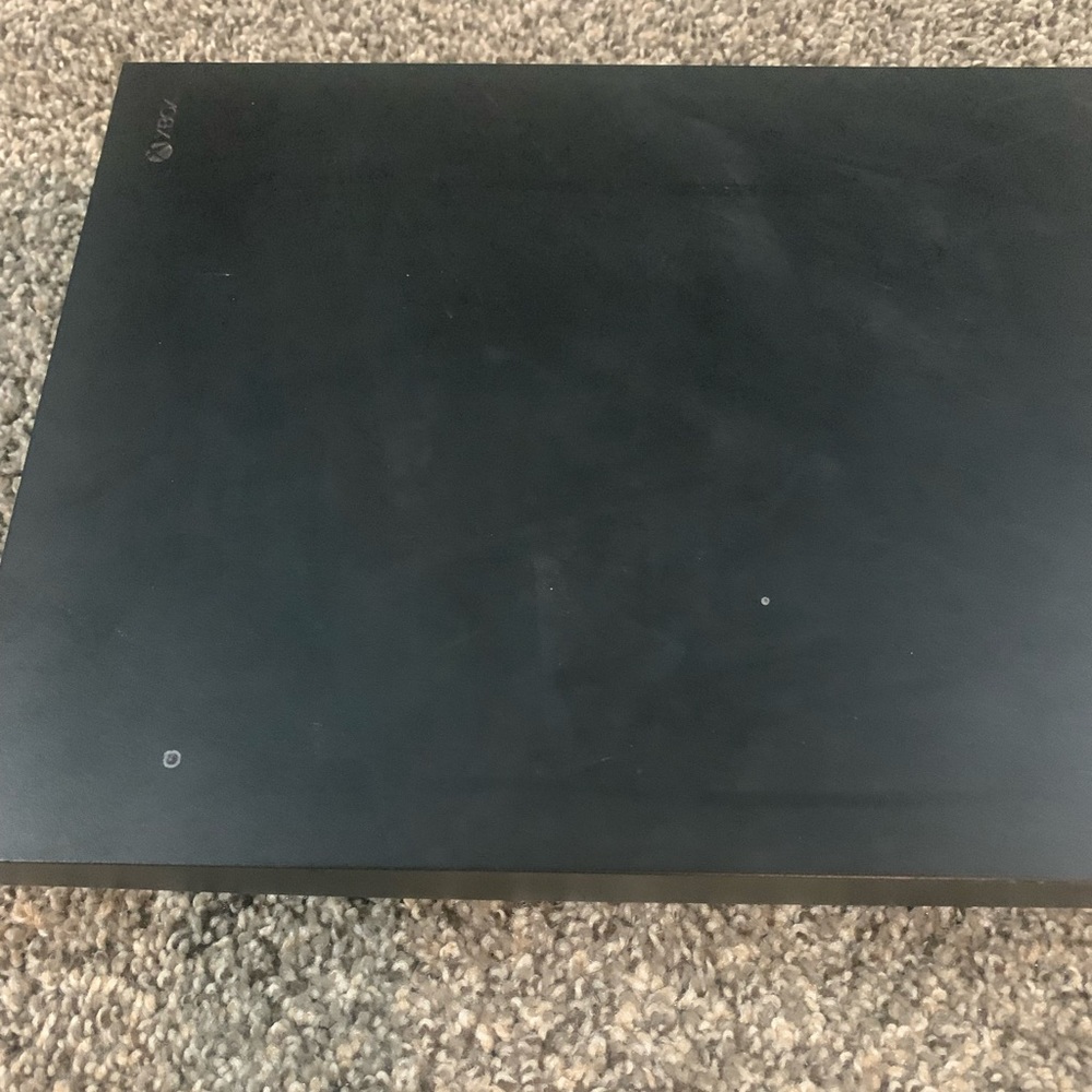 Xbox - Picture 2 of 2